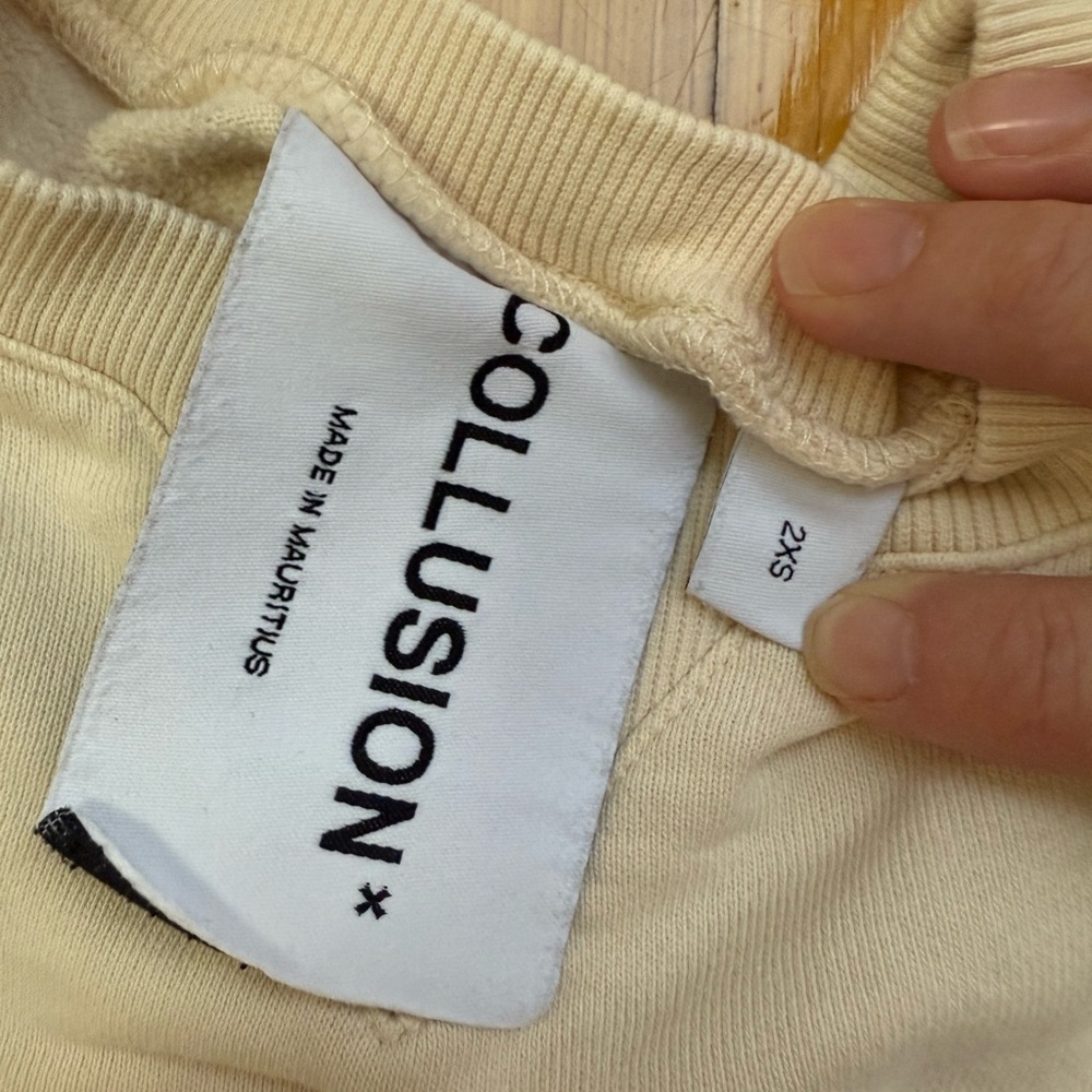 European Collusion Oversized Cream Crew Neck Sweater with Soft Texture - Picture 2 of 4